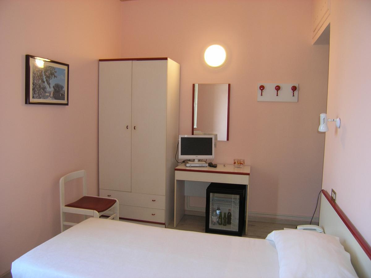 Elba Hotel Rosignano Solvay Exterior foto